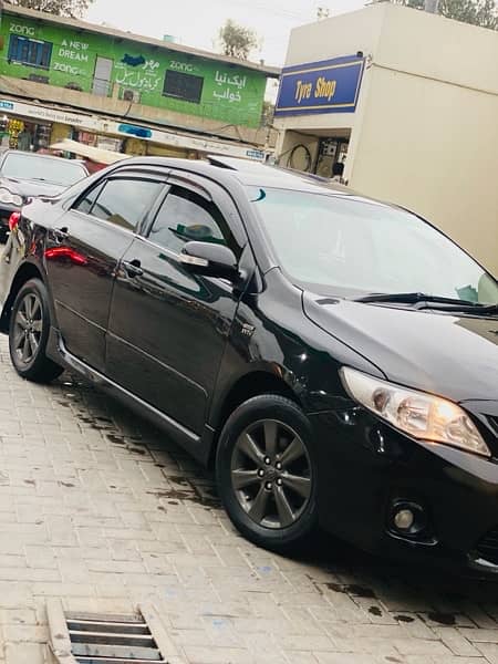 TOYOTA ALTIS 2010 1.8 BLACK SUNROOF AUTOMATIC 4