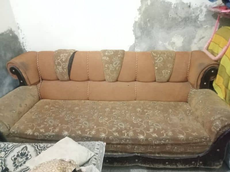 sofa seal 2