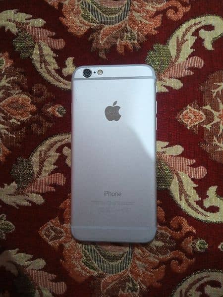 iPhone6 ) 128GB. pta prove  only mobile and cable no finger print 0