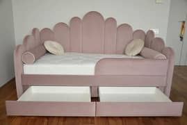 Bed Set Classic Design
