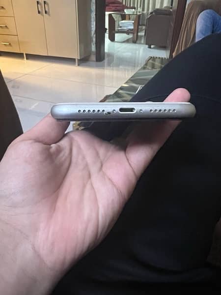 Iphone 11 128gb pta approved 2