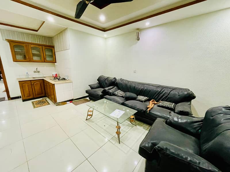 F-11 Markaz Luxury 1 Bedroom 1 Bathroom Tv Lounge Kitchen Car Parking Fully Furnished Apartment For Sale 3