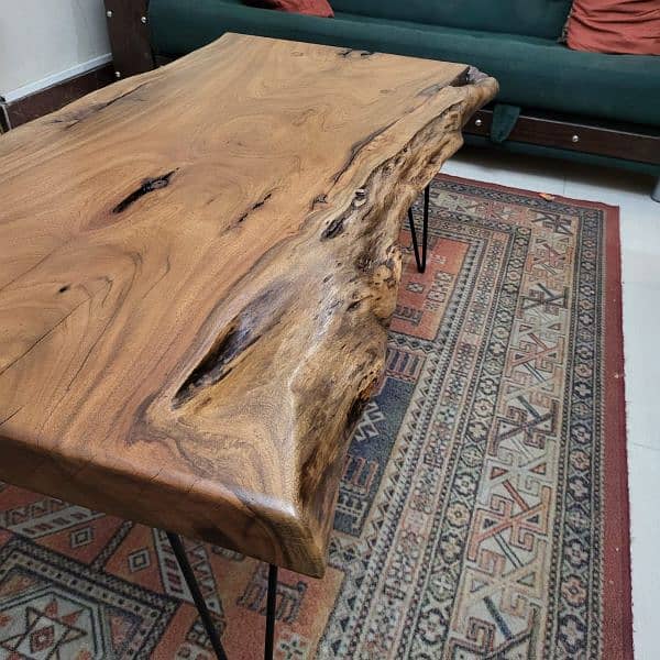 Live Edge Centre Table / Wooden Coffee Table 4