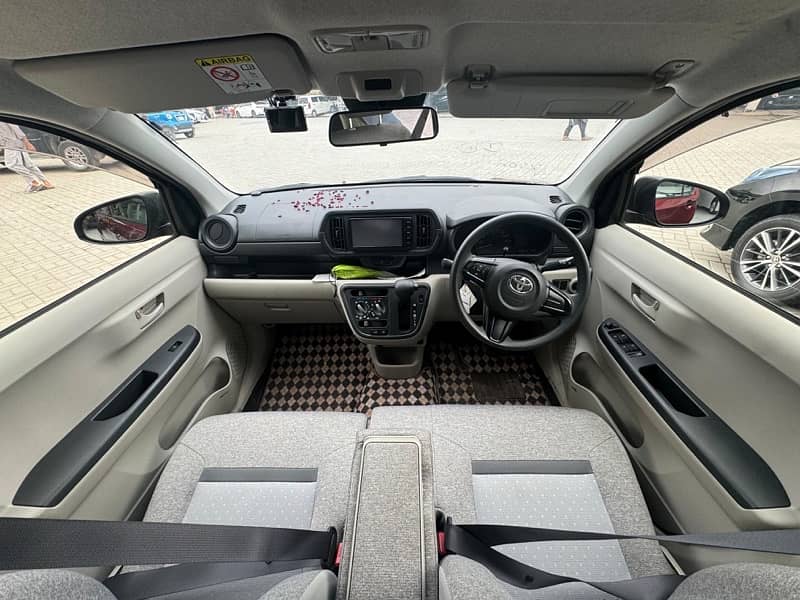 toyota passo xs package 7