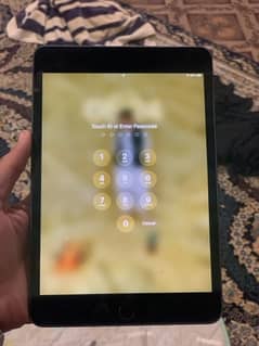 ipad mini 5 box available no charger 10/10 coundion all ok