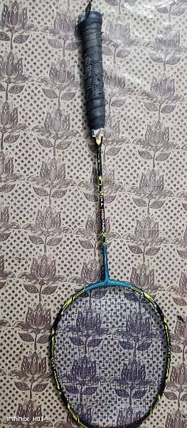 Yonex high extension racket available with cover 2