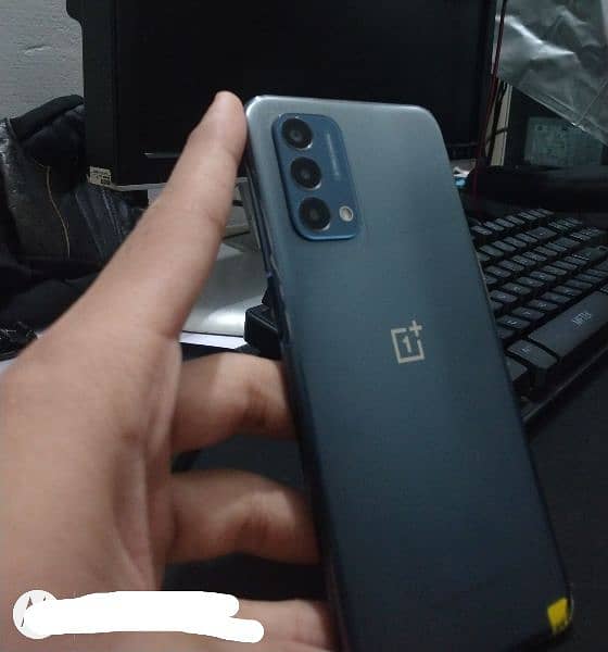 OnePlus N200 1