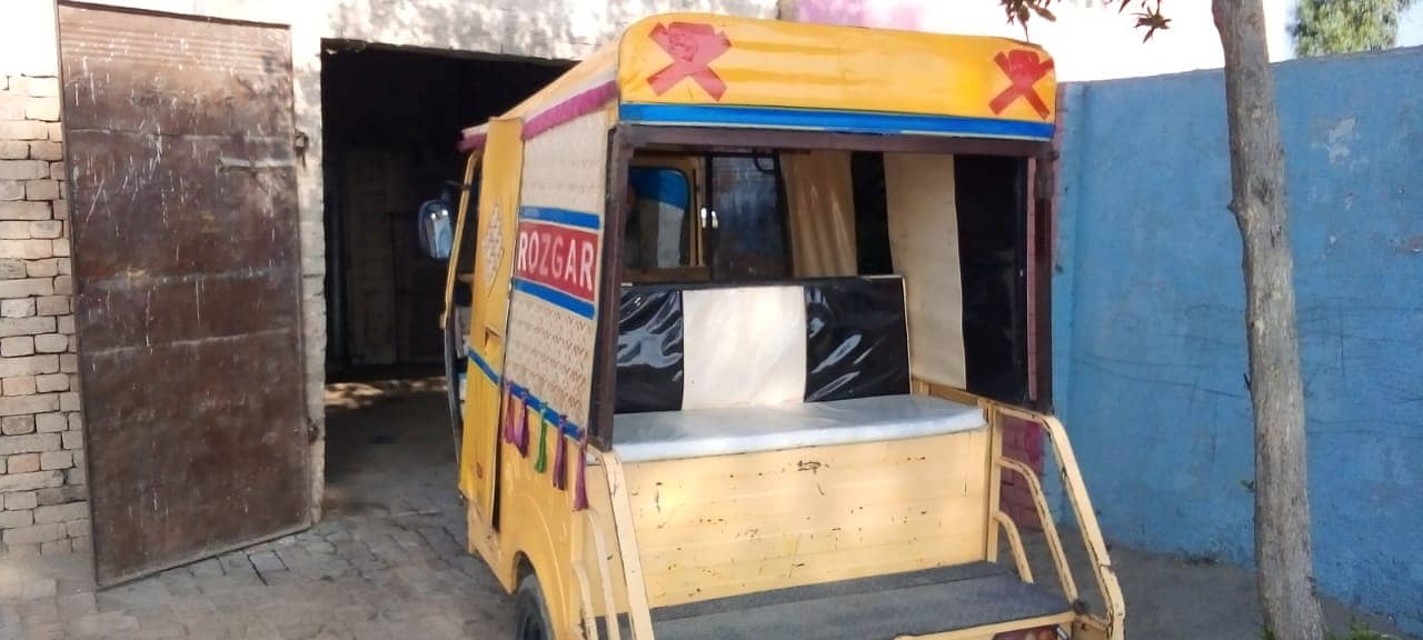 AUTO RIKSHAW (Model 2018) 5