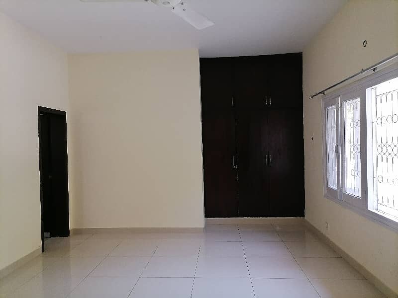 5400 Square Feet House For Rent In F-6 2