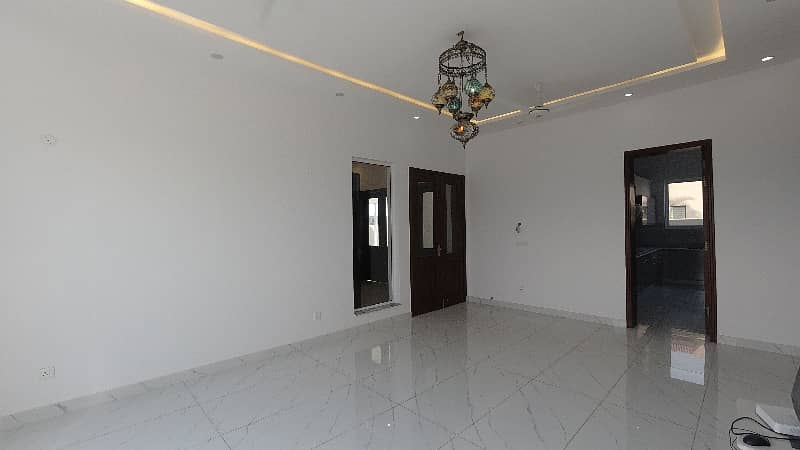 1 Kanal Brand NEW FOR SALE Double Unit House Phase 7 DHA 11
