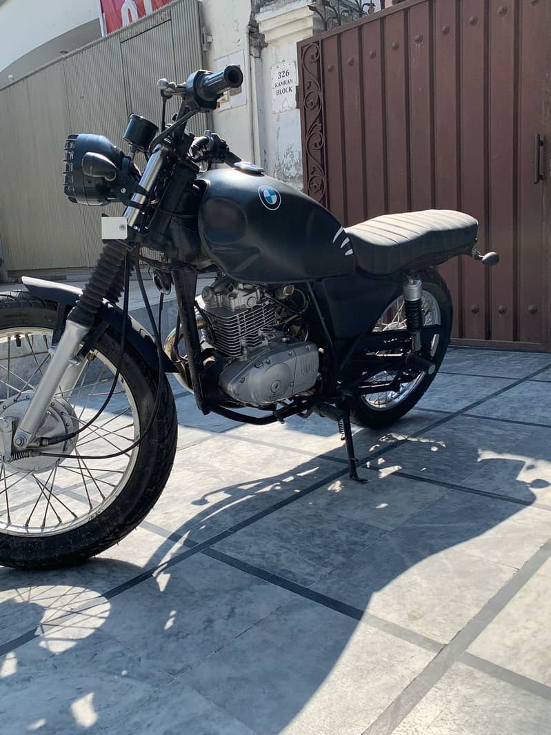 Suzuki gs150 converted into cafe racer with brand new parts sc exhaust 3