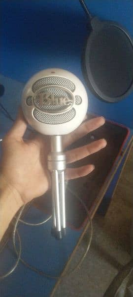 Blue Snowball Ice Plug & Play USB microphone (white) 3