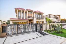 1 Kanal Beautiful Bungalow For Sale At Prime Location Near DHA Lahore