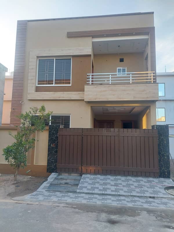 Brand New House For Sale In Platinum Block Park View City 0