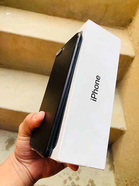 IPHONE 7PLUS (APPROVED) 128GB 8