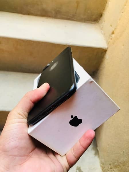 IPHONE 7PLUS (APPROVED) 128GB 9