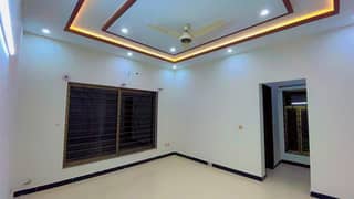 10 Marla House For Rent In Bahria Enclave At Good Location