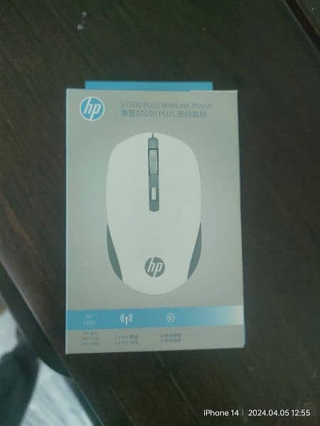 Brand new Hp headset with Hp wireless mouse for xale 6