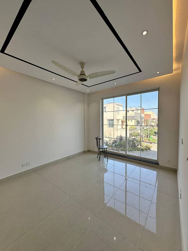 1 BEDROOM SPACIOUS APPARTMENT FOR SALE IN 6 MONTHLY INSTALLMENT 9
