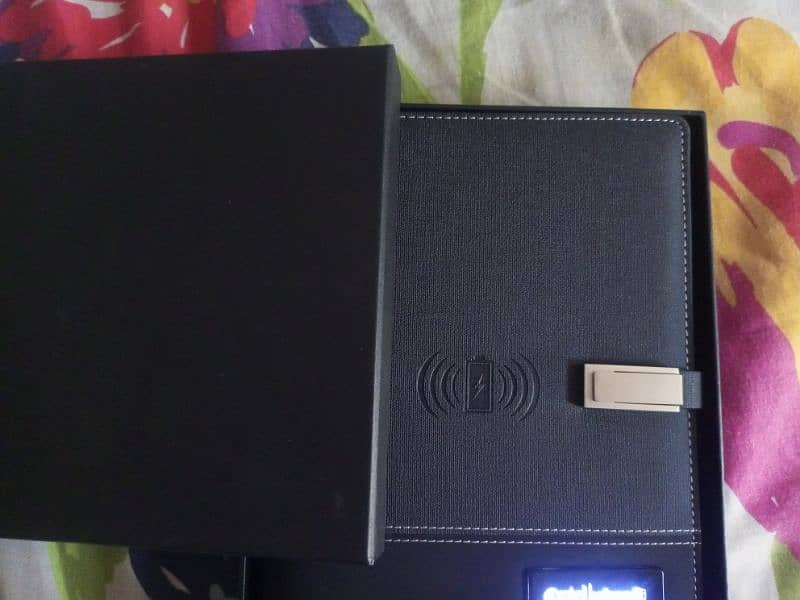 Diary with Power bank & Wireless charging & USB 9