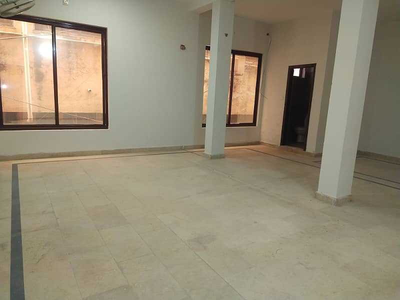 Office apartment Available for rent in satellite town 7