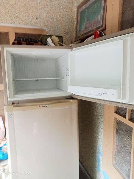 Dawalance  Refrigerator For Sale 8