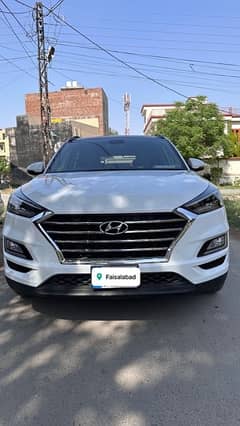 Tucson FWD GLS SPORTS Bumper to bumper in Showroom condition
