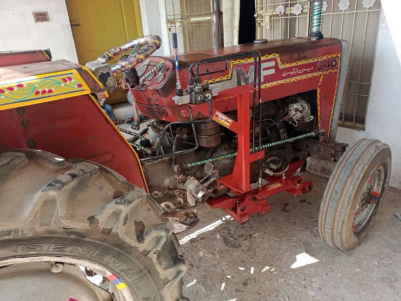 very good condition total jaaneman tractor 2