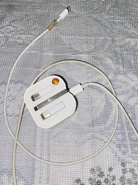 iphone charger 25 watt with cable 1