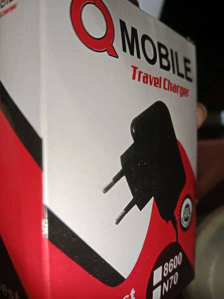 Q Mobile Travel Charger 1