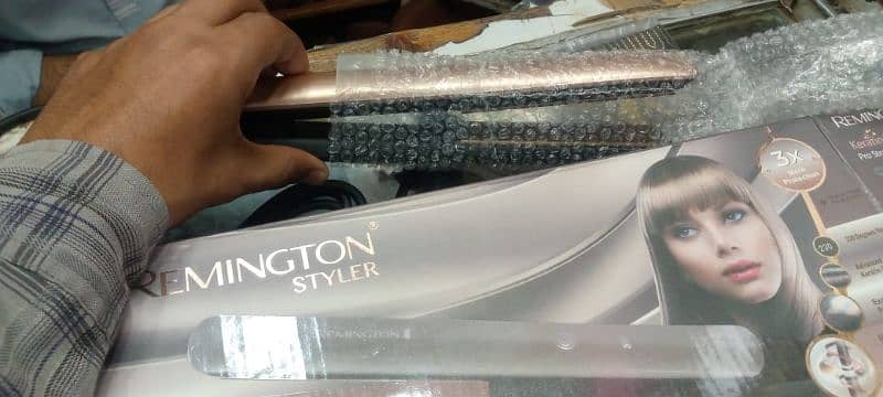 Remington S-8590 Keratin Therapy PRO Hair Straightener - 230°C 1