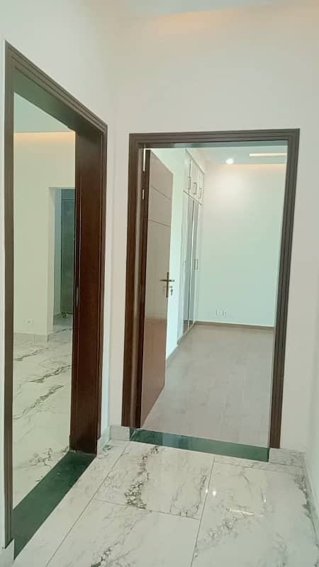 3 Bed Apartment Available for Sale in Askari 11 Lahore 22