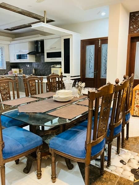 DINING TABLE 8 SEATER PURE CHINYOTI 100% 0