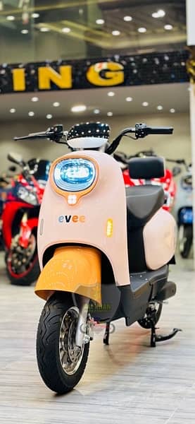 EVEE C1 AIR SCOOTY SCOOTER AUTOMATIC GENZ NISA MALE FEMALE PETROL EV 17