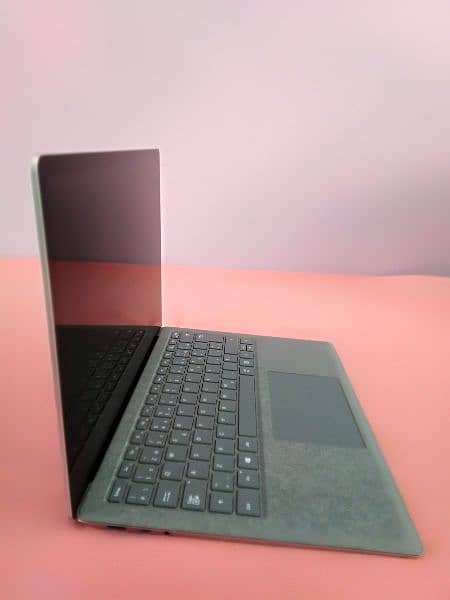 Microsoft surface laptop 3 i5 10th generation 16gb ram 256 gb ssd 3