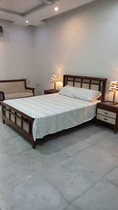 Model Town 2 Kanal Fully Furnished Upper Portion with Separate Gate For Rent 0