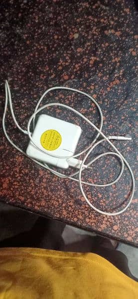 Apple laptop charger 1