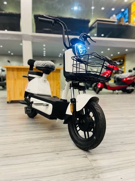 EZ BIKE LY FLIPPER WONDER SUPER BIKE SCOOTY CYCLE SCOOTER KIDS BOY GIR 19