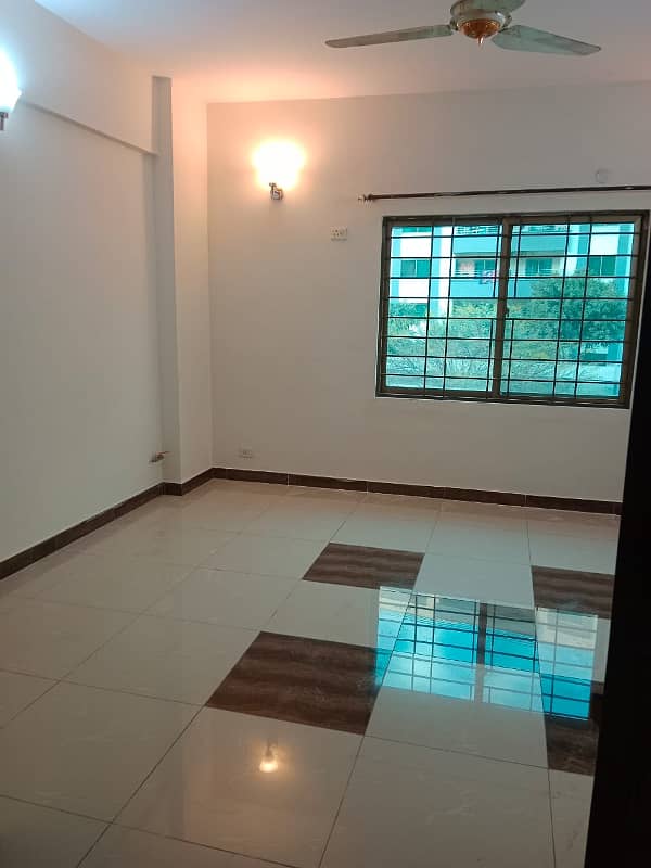 3xBed Army Apartments (Seven Floor) in Askari 11 are available for Sale 2