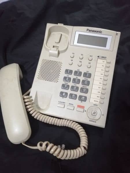 executive telephone set 1