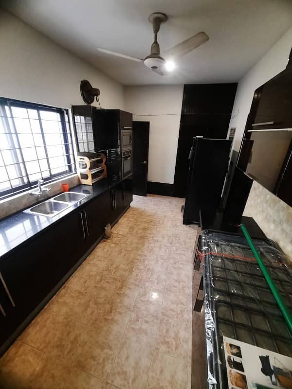 Prime Location 1 Kanal Fully Marbled Awesome House For Rent in DHA Phase 3 Block W 4