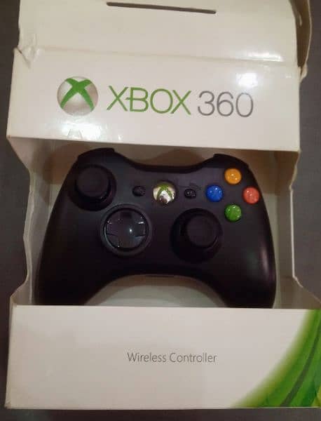 Xbox 360 slim 320gb with 1 wireless controller 1