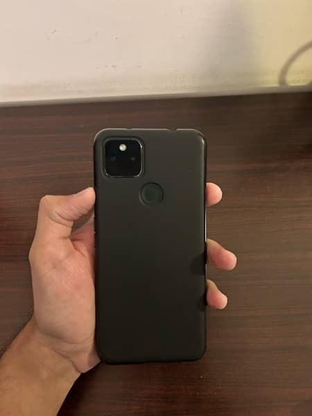 Pixel 5a 5G with Box 1