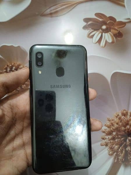 Samsung galaxy A20e in excellent condition 5