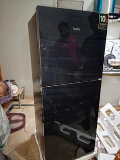 Haier fridge medium size with warranty box(0306=4462/443)sopperr Seett