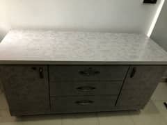 DRESSING TABLE FOR SELL