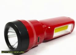 Solar rechargeable flashlight