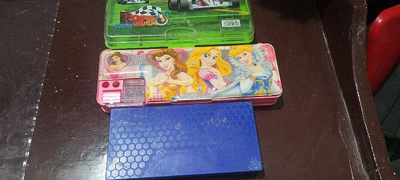 All PencilBoxes in Just 120rs 0