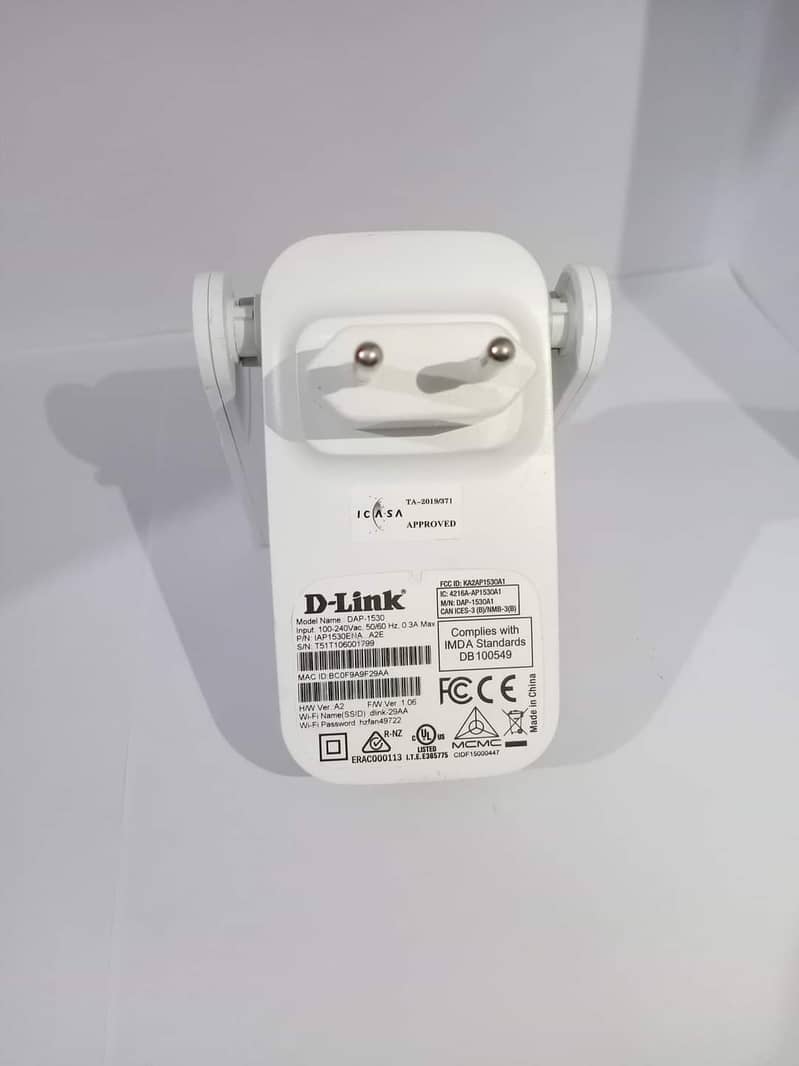 D Link 853 daul band All WiFi Ruoter available 12