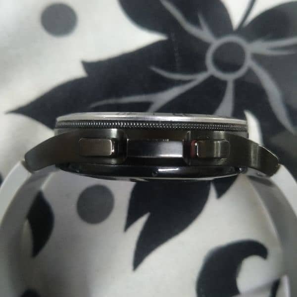 Samsung watch 4 classic black color 46mm no box 6